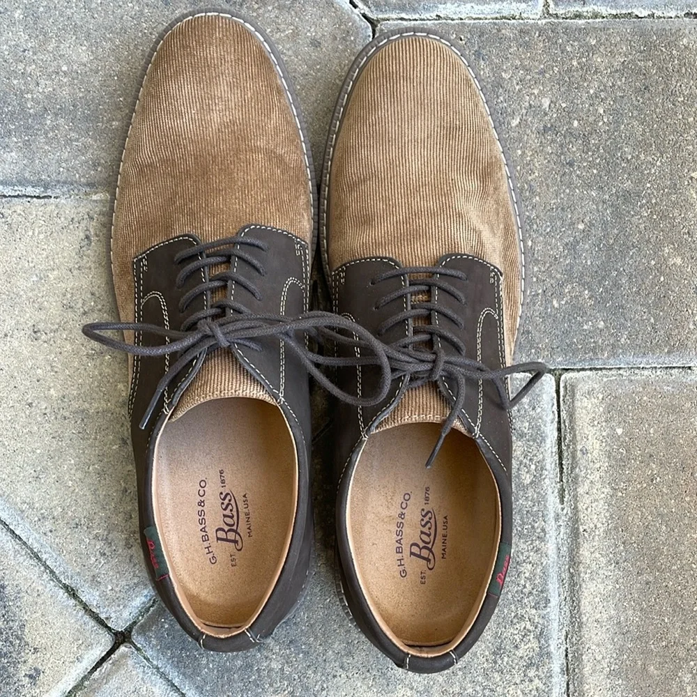 Mens Bass oxford tie shoes Size 11.5 - Picture 1 of 6